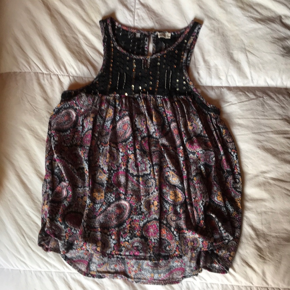 Hollister tank size XS